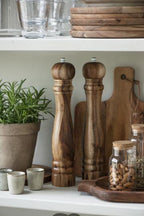 Moulin à poivre en bois d'acacia